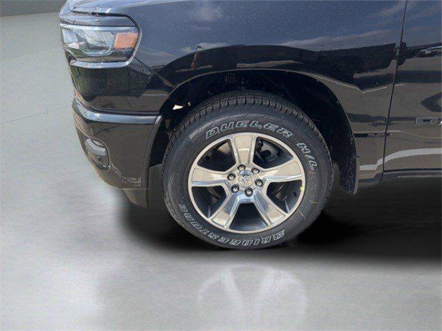 new 2025 Ram 1500 car, priced at $43,551