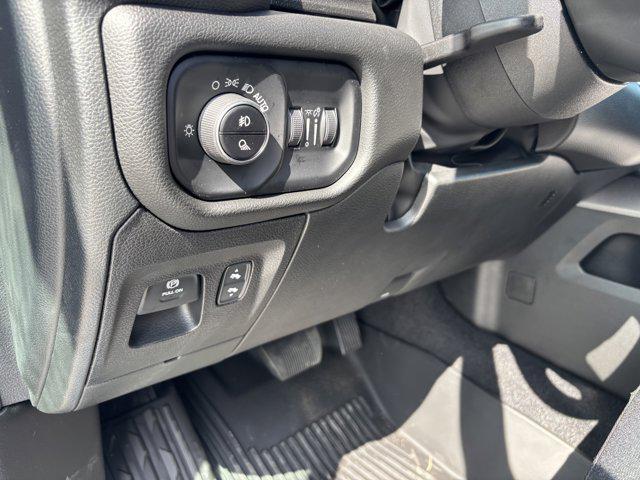 new 2025 Ram 1500 car, priced at $47,083