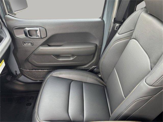 new 2025 Jeep Gladiator car, priced at $42,141
