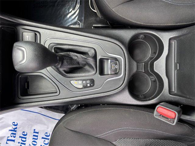 used 2021 Jeep Cherokee car, priced at $19,156