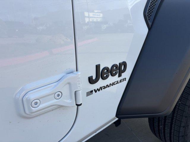 new 2025 Jeep Wrangler car, priced at $35,186