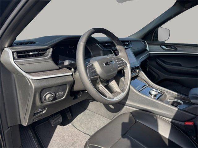 new 2025 Jeep Grand Cherokee L car, priced at $42,599