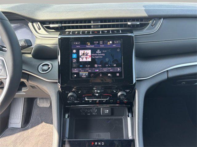new 2025 Jeep Grand Cherokee L car, priced at $38,836