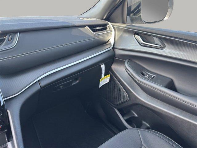 new 2025 Jeep Grand Cherokee L car, priced at $38,836