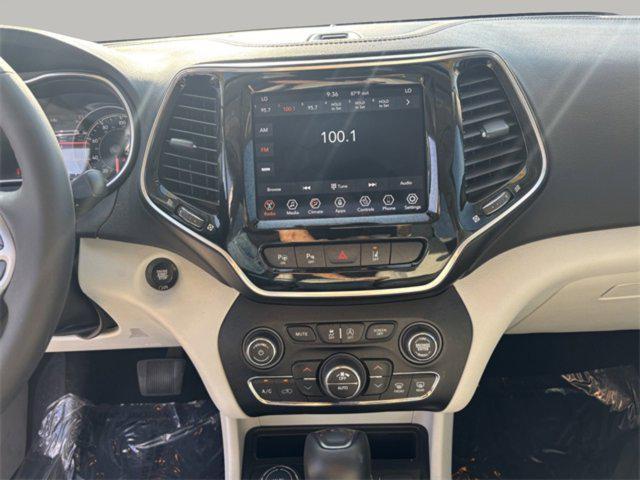 used 2022 Jeep Cherokee car, priced at $25,858