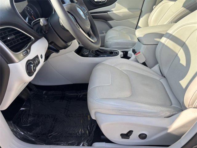 used 2022 Jeep Cherokee car, priced at $25,858