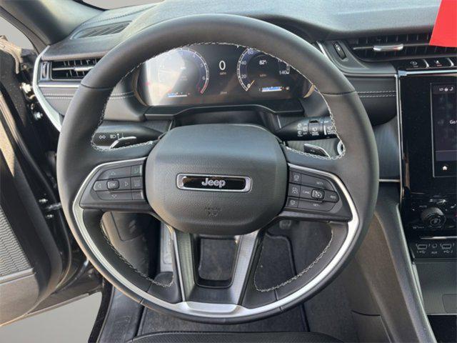 new 2025 Jeep Grand Cherokee car, priced at $40,640