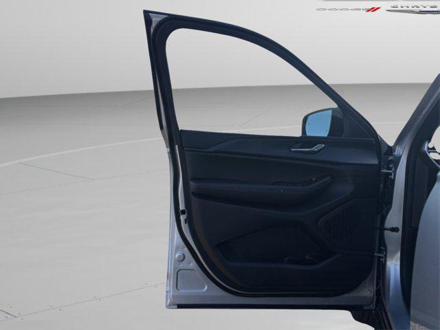 new 2025 Jeep Grand Cherokee L car, priced at $39,557