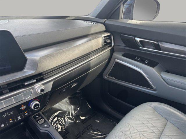 used 2023 Kia Telluride car, priced at $35,240