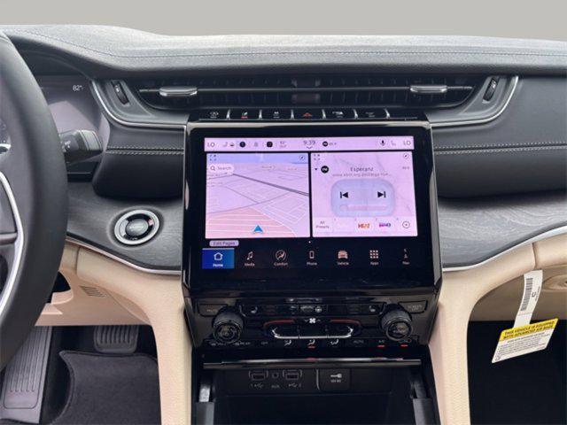 new 2025 Jeep Grand Cherokee car, priced at $37,543