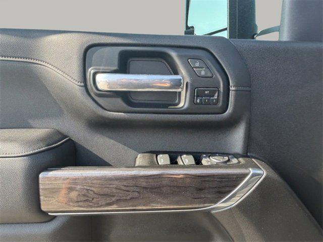 used 2022 Chevrolet Silverado 2500 car, priced at $57,002