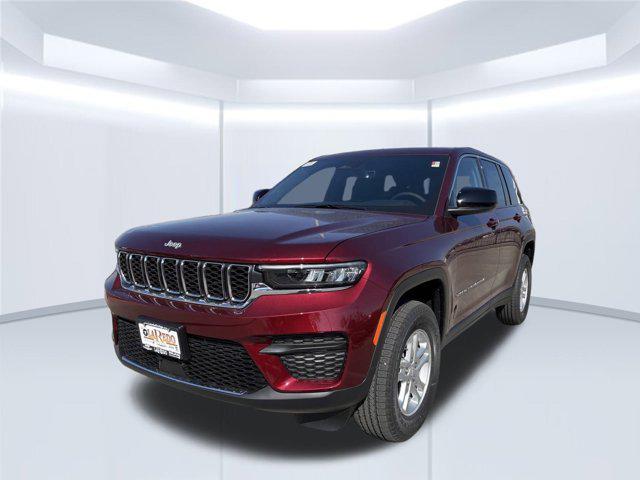 new 2025 Jeep Grand Cherokee car, priced at $37,896