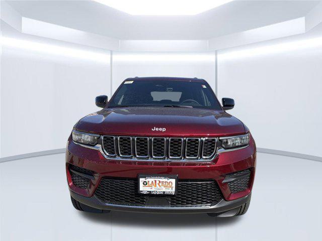 new 2025 Jeep Grand Cherokee car, priced at $37,896