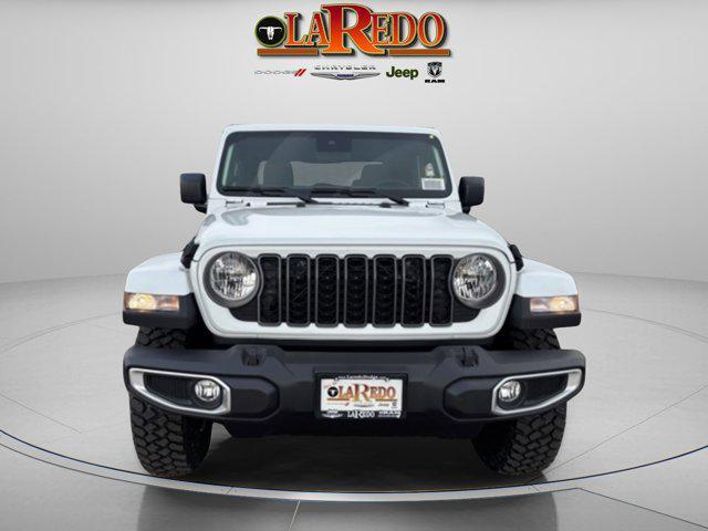 new 2025 Jeep Gladiator car, priced at $42,149