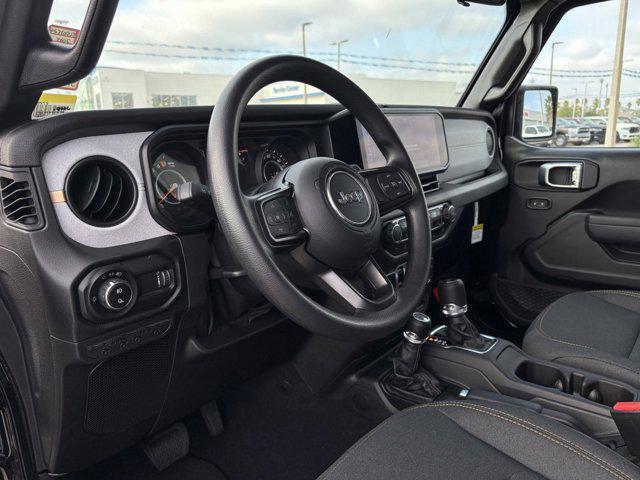 new 2025 Jeep Gladiator car, priced at $41,885