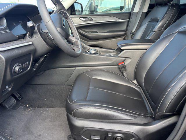 used 2023 Jeep Grand Cherokee car, priced at $32,344