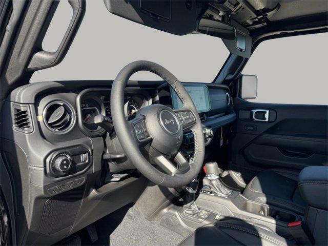 new 2025 Jeep Gladiator car, priced at $44,122