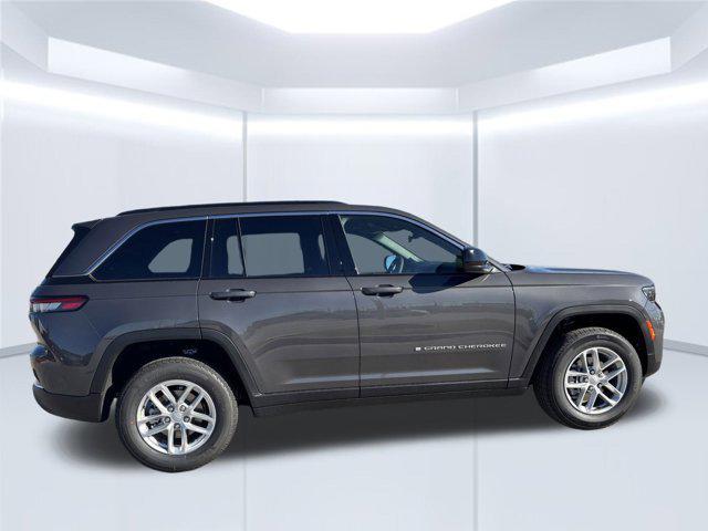 new 2025 Jeep Grand Cherokee car, priced at $36,071