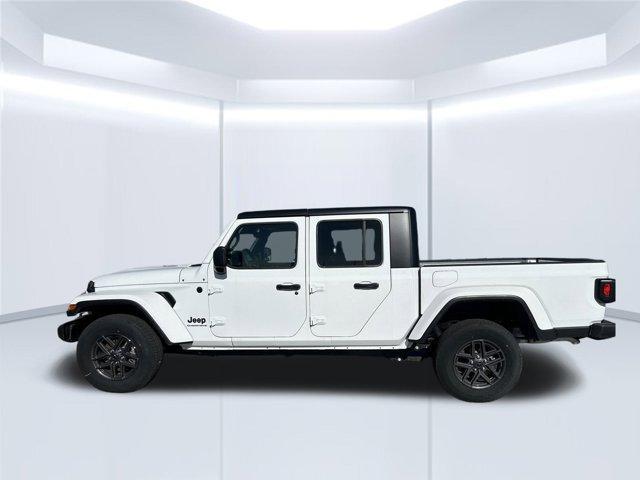 new 2024 Jeep Gladiator car, priced at $51,525