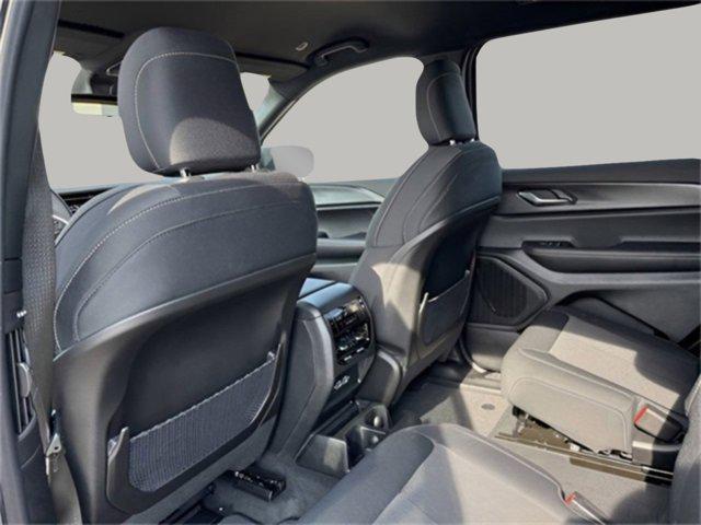 new 2025 Jeep Grand Cherokee L car, priced at $40,106