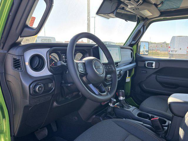 new 2025 Jeep Wrangler car, priced at $47,068