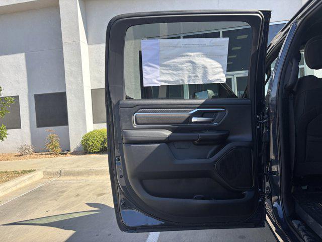 new 2025 Ram 1500 car, priced at $46,562