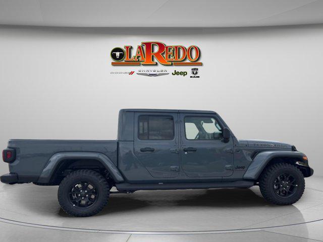 new 2025 Jeep Gladiator car, priced at $43,662