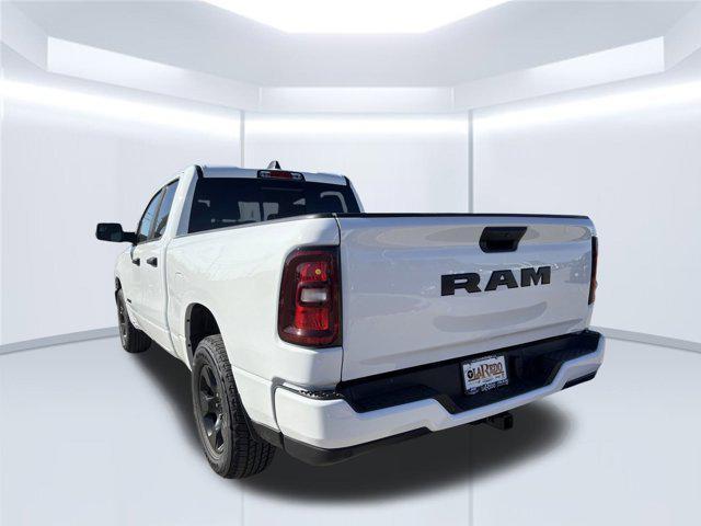 new 2025 Ram 1500 car, priced at $39,662