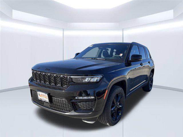 new 2025 Jeep Grand Cherokee car, priced at $45,040