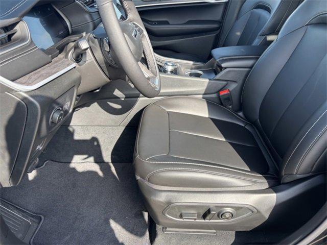 new 2025 Jeep Grand Cherokee L car, priced at $42,852