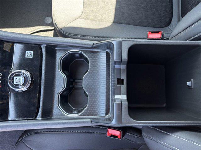 new 2025 Jeep Grand Cherokee car, priced at $40,050