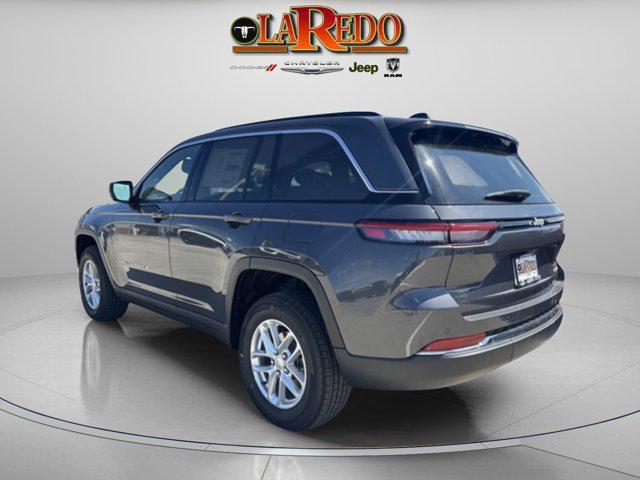 new 2025 Jeep Grand Cherokee car, priced at $40,050