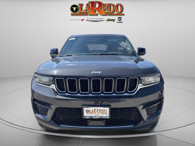 new 2025 Jeep Grand Cherokee car, priced at $40,050
