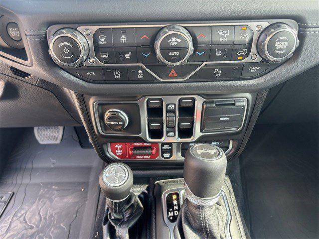 new 2025 Jeep Wrangler car, priced at $62,084