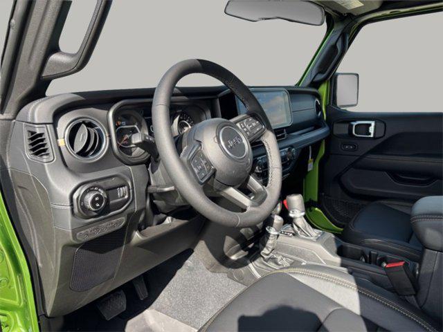new 2025 Jeep Gladiator car, priced at $43,662