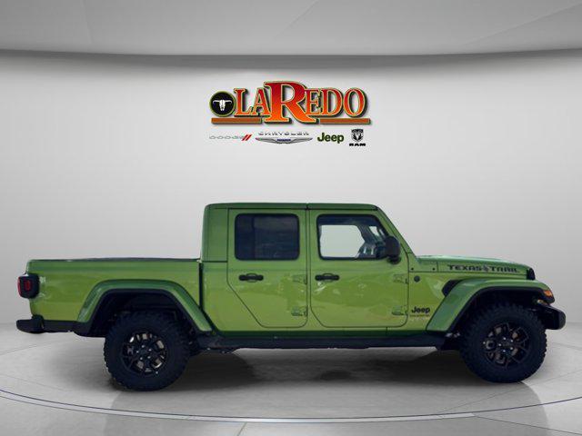 new 2025 Jeep Gladiator car, priced at $43,662