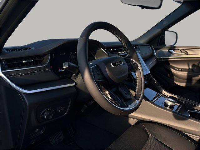 new 2025 Jeep Grand Cherokee car, priced at $35,393