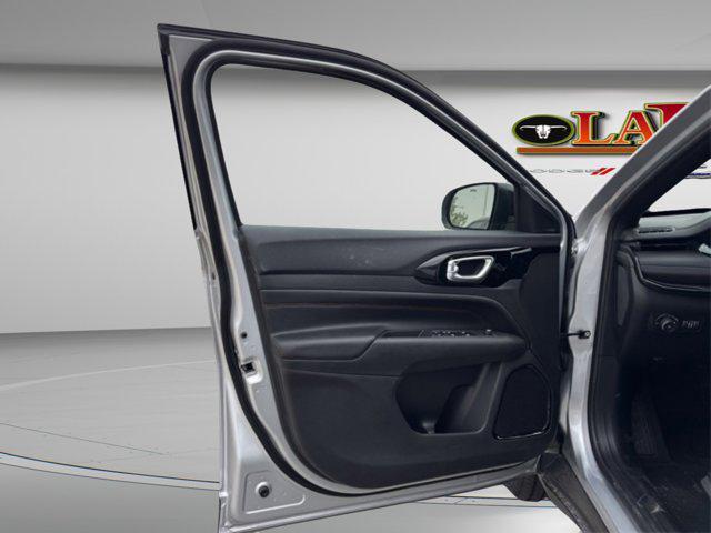 new 2025 Jeep Compass car, priced at $31,130