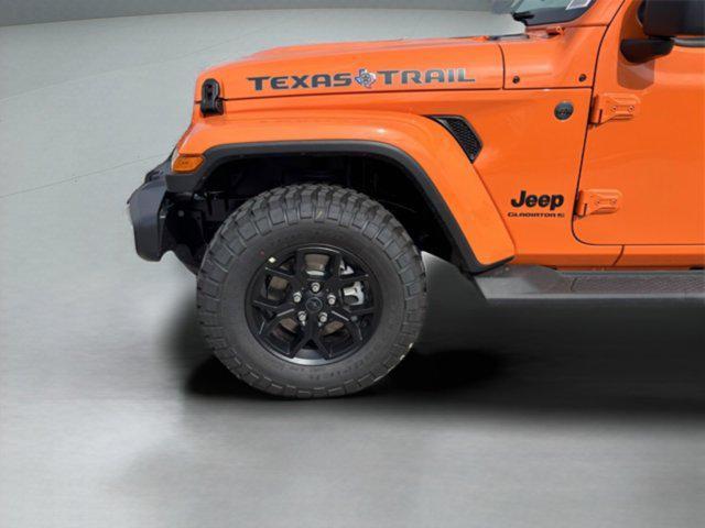 new 2025 Jeep Gladiator car, priced at $42,426
