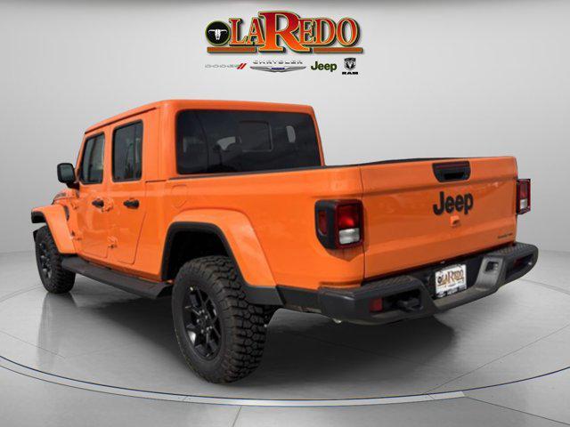 new 2025 Jeep Gladiator car, priced at $42,426