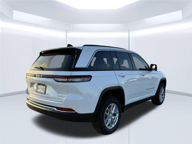 new 2025 Jeep Grand Cherokee car, priced at $35,755