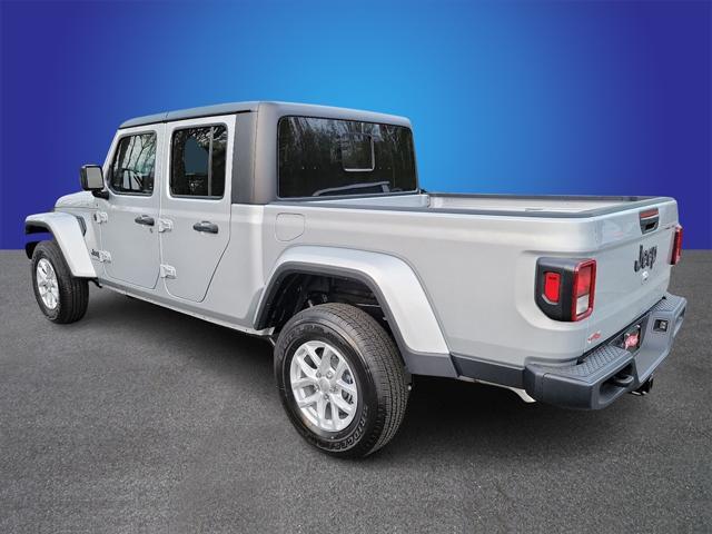new 2023 Jeep Gladiator car, priced at $45,126