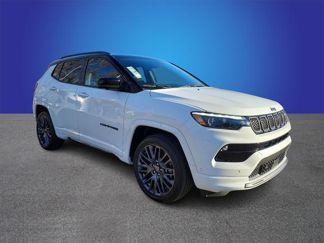 new 2024 Jeep Compass car, priced at $39,050
