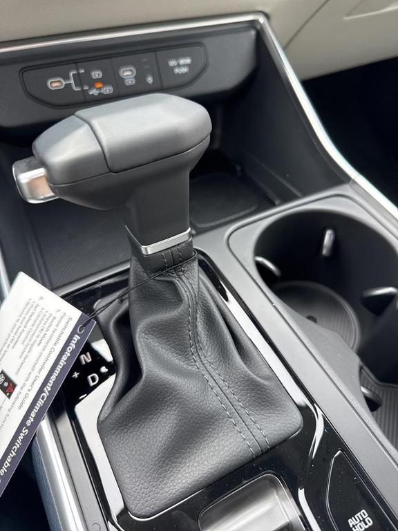 new 2026 Kia Carnival car, priced at $49,925
