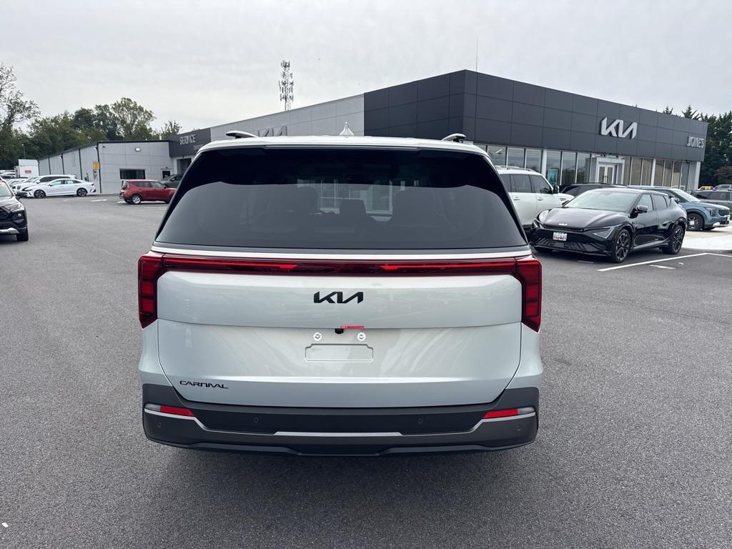 new 2026 Kia Carnival car, priced at $49,925