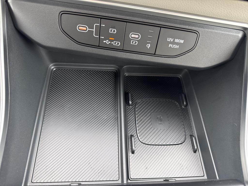 new 2026 Kia Carnival car, priced at $49,925