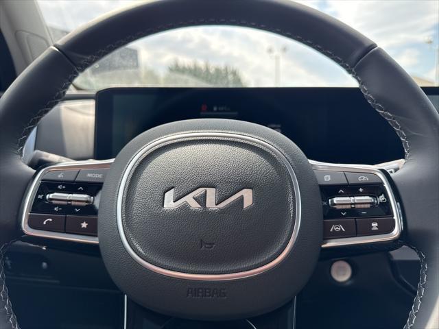new 2025 Kia Sorento car, priced at $35,602