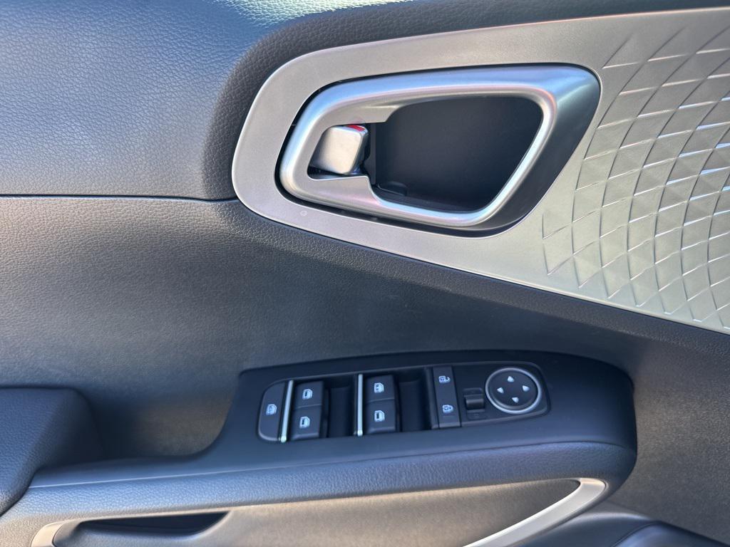 new 2025 Kia Soul car, priced at $21,066