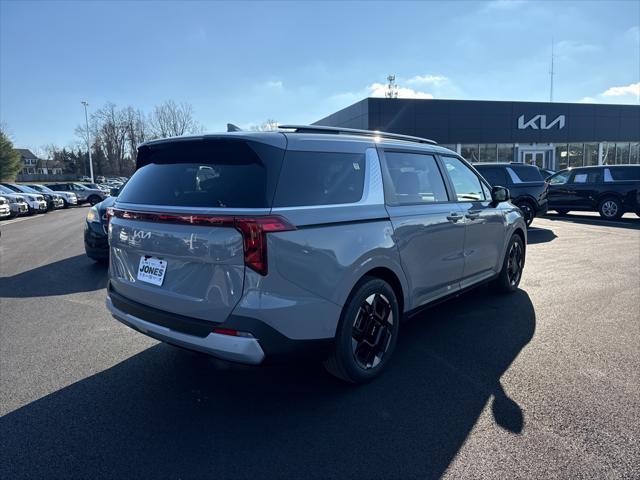 new 2025 Kia Carnival car, priced at $41,998