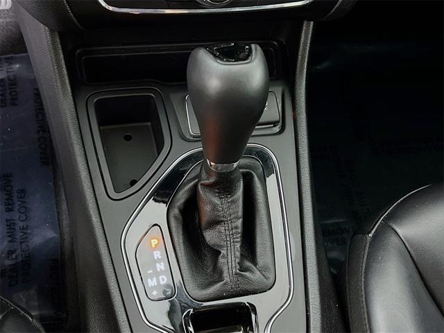 used 2020 Jeep Cherokee car, priced at $18,995